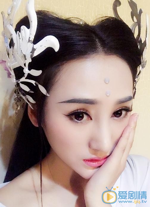 杨舒涵片场照 杨舒涵高清写真_杨舒涵高清剧照