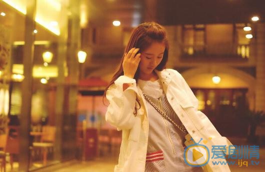 袁冰妍夜色写真 袁冰妍高清写真_袁冰妍高清剧照
