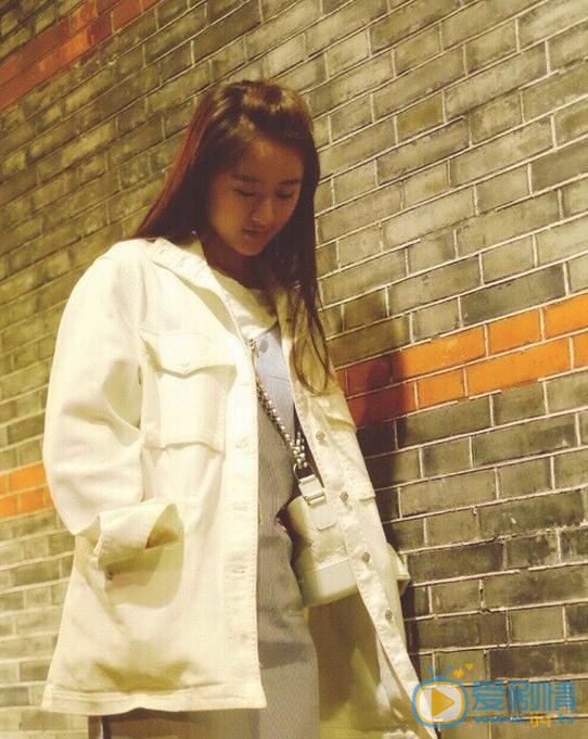 袁冰妍夜色写真 袁冰妍高清写真_袁冰妍高清剧照