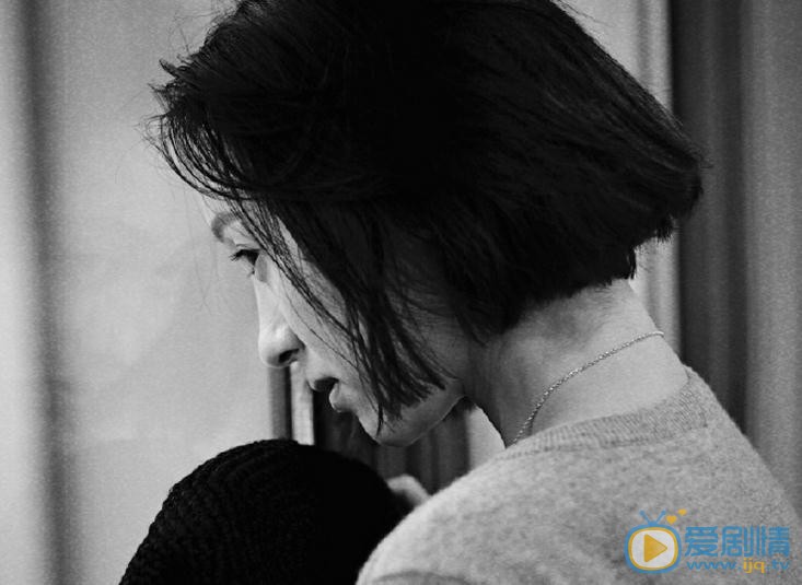 练束梅黑白写真 练束梅高清写真_练束梅高清剧照