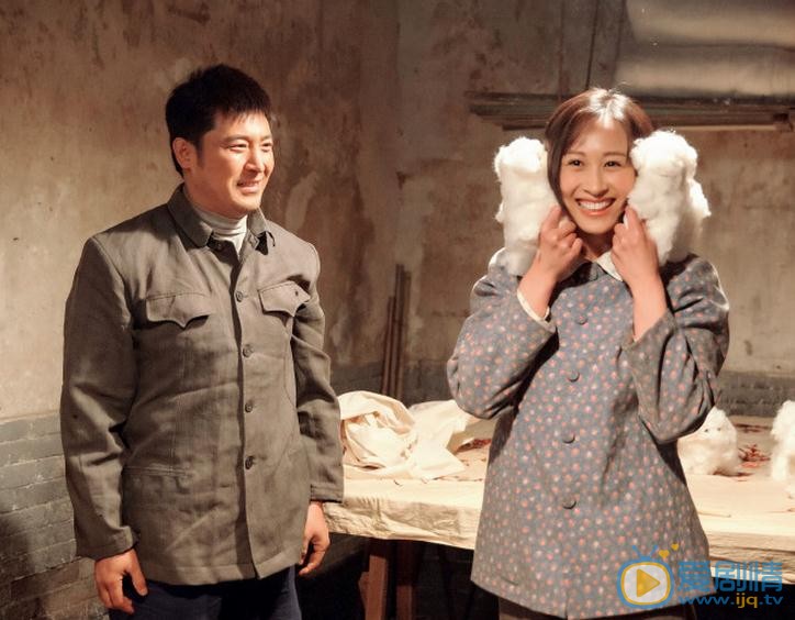 练束梅《三妹》剧照 练束梅高清写真_练束梅高清剧照
