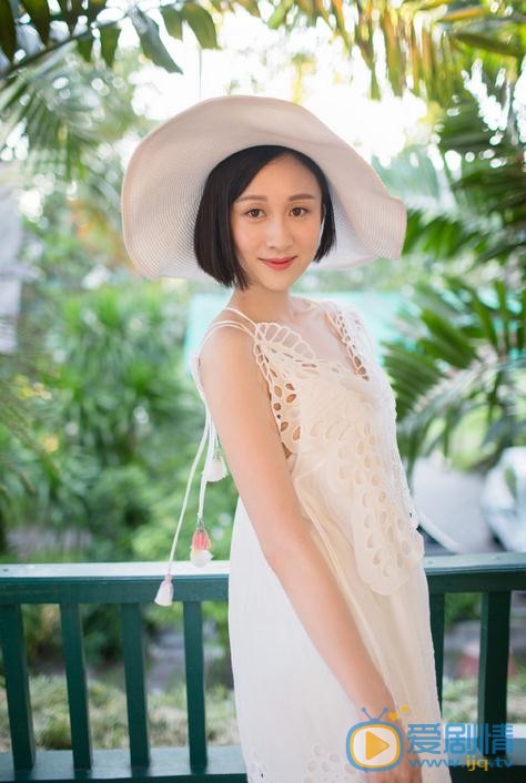 练束梅清新写真 练束梅高清写真_练束梅高清剧照