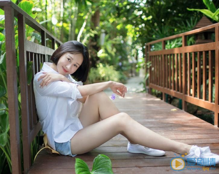 练束梅清新写真 练束梅高清写真_练束梅高清剧照