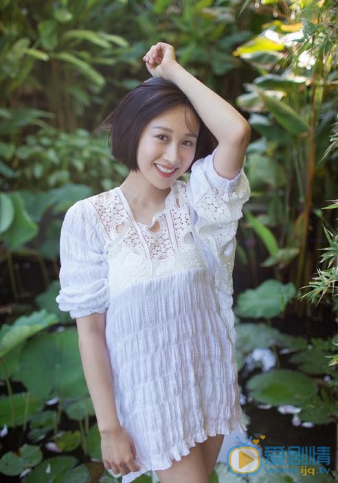 练束梅清新写真 练束梅高清写真_练束梅高清剧照