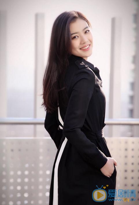 张雅玫街拍写真 张雅玫高清写真_张雅玫高清剧照