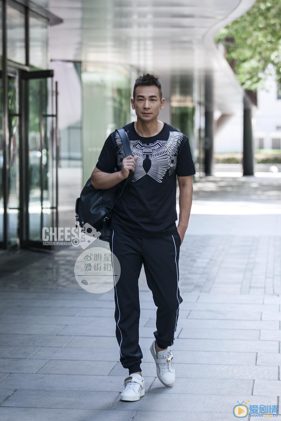 赵文卓时尚街拍大片 赵文卓高清写真_赵文卓高清剧照