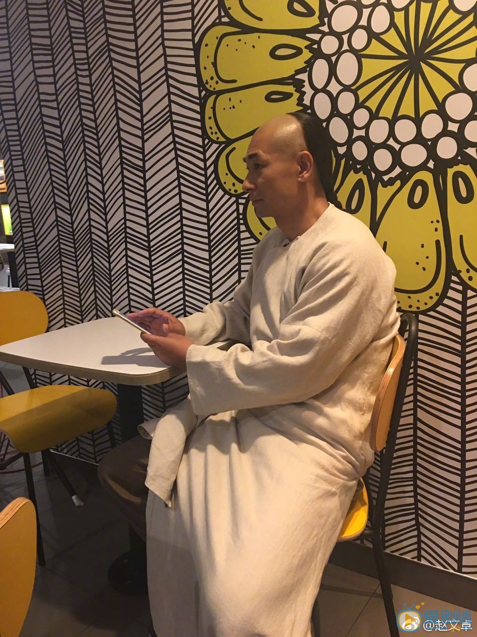 赵文卓片场照 赵文卓高清写真_赵文卓高清剧照