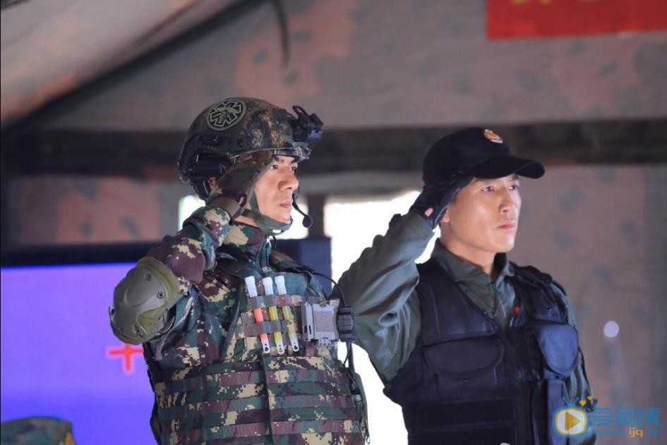 任天野《特种兵之霹雳火》剧照 任天野高清写真_任天野高清剧照