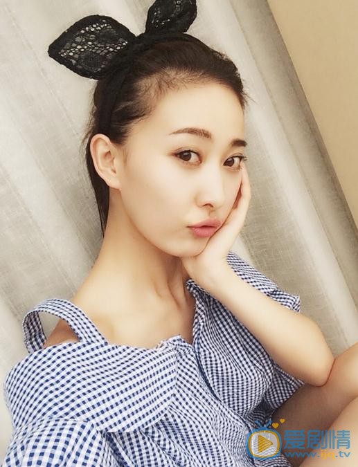 周知生活照 周知高清写真_周知高清剧照