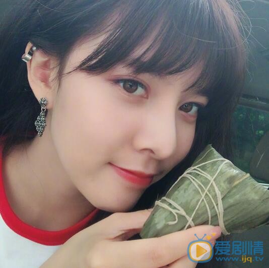 宋妍霏卖萌照 宋妍霏高清写真_宋妍霏高清剧照