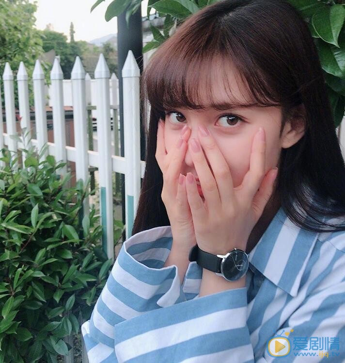 宋妍霏卖萌照 宋妍霏高清写真_宋妍霏高清剧照