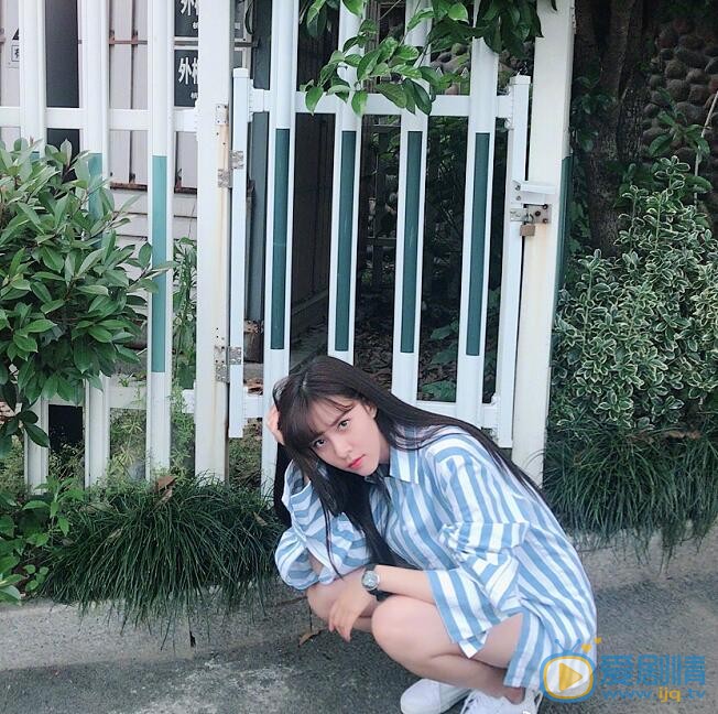 宋妍霏卖萌照 宋妍霏高清写真_宋妍霏高清剧照