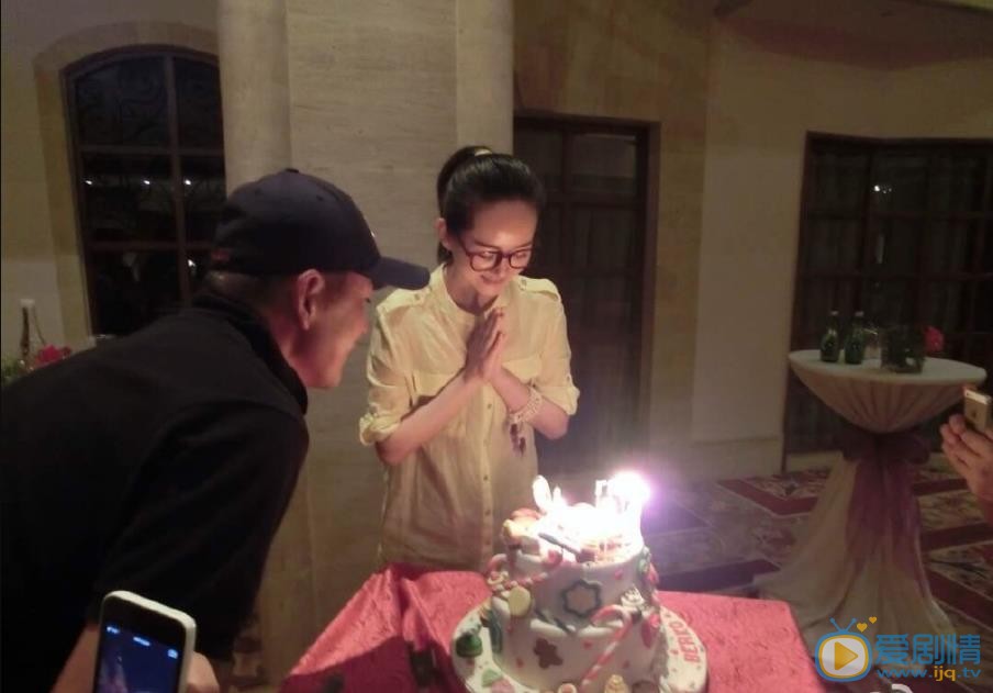 张定涵夫妻合照 张定涵高清写真_张定涵高清剧照