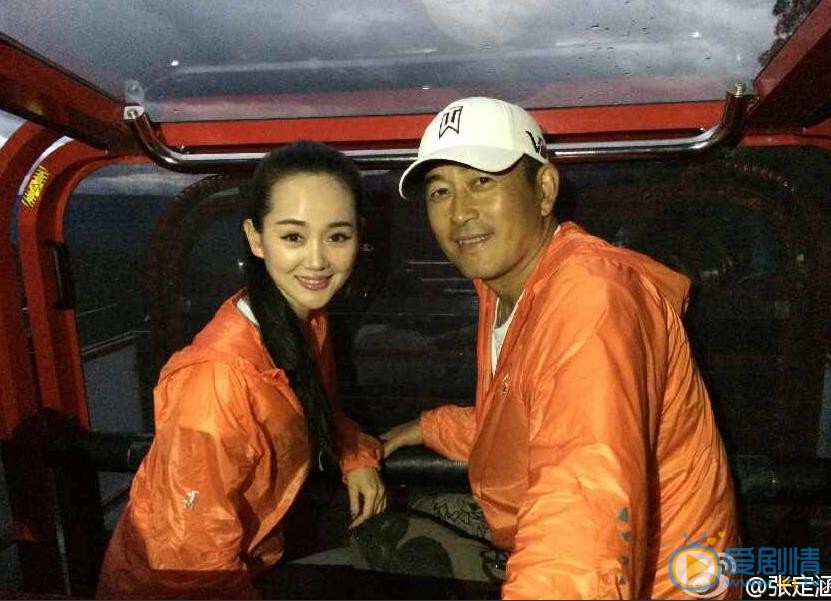 张定涵夫妻合照 张定涵高清写真_张定涵高清剧照