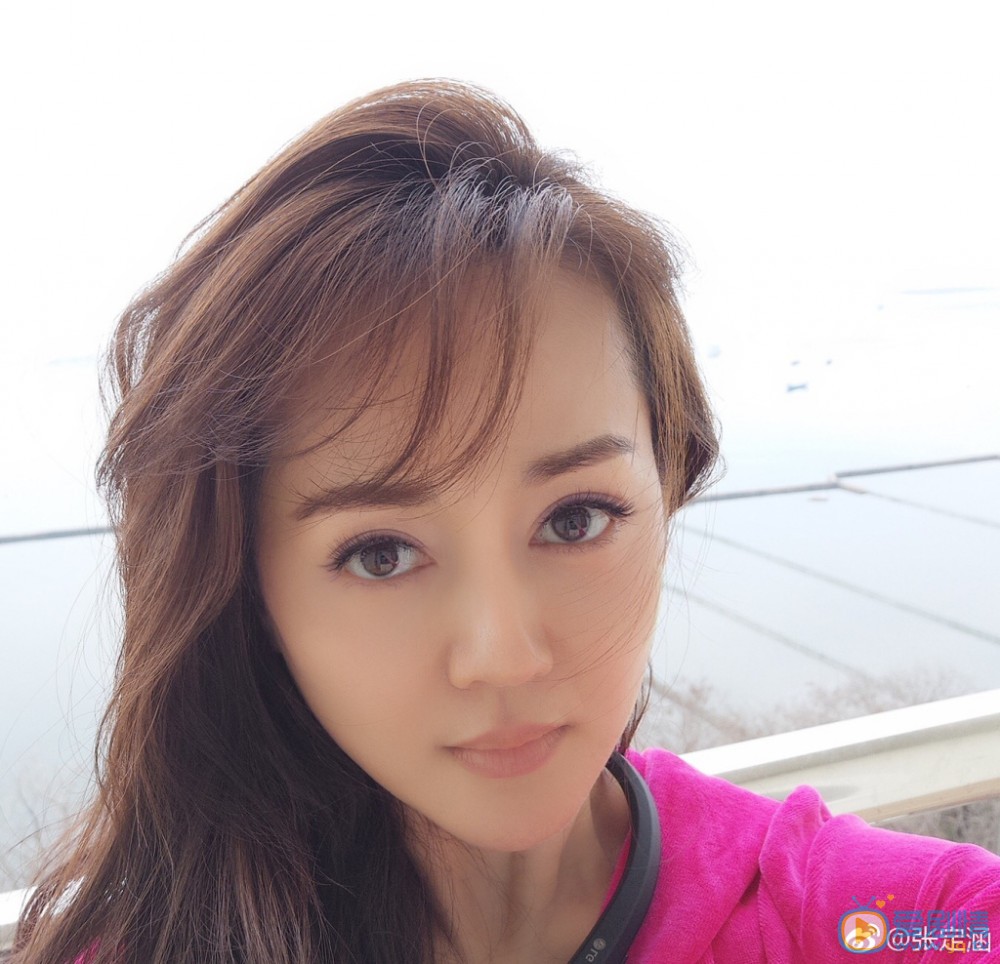 张定涵素颜生活照 张定涵高清写真_张定涵高清剧照