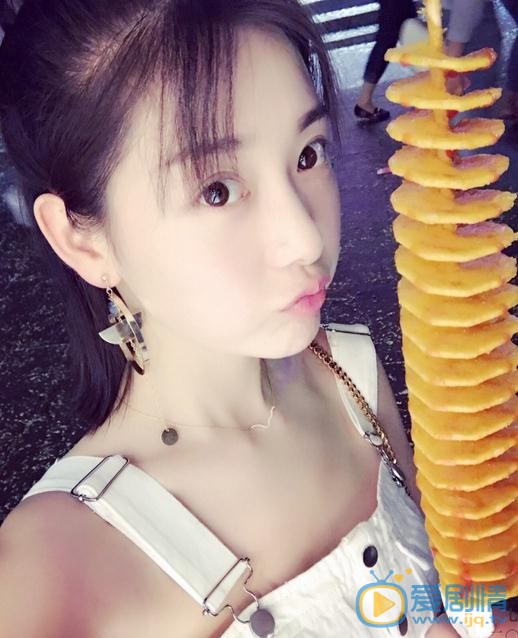 孟璐生活照 孟璐高清写真_孟璐高清剧照