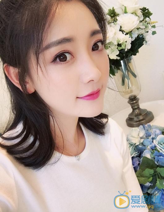 孟璐生活照 孟璐高清写真_孟璐高清剧照
