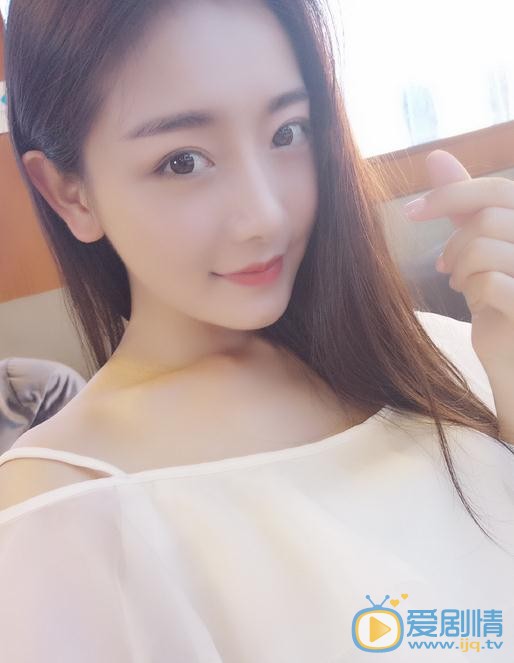 孟璐生活照 孟璐高清写真_孟璐高清剧照