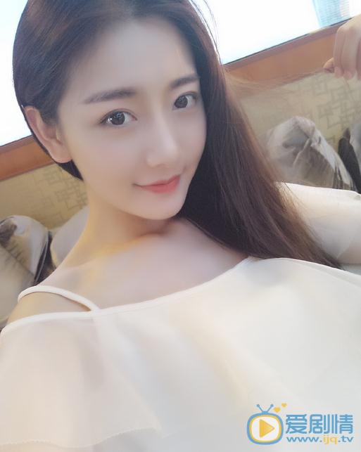 孟璐生活照 孟璐高清写真_孟璐高清剧照