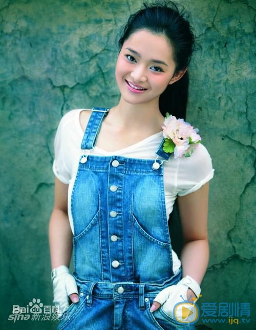 何琢言早期青涩写真 何琢言高清写真_何琢言高清剧照