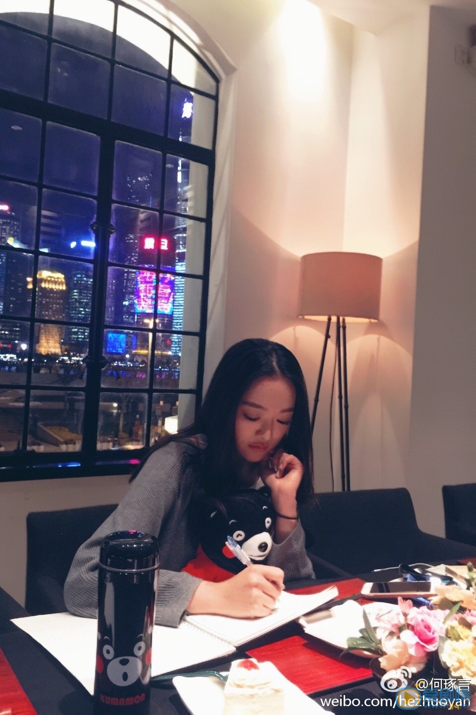 何琢言生活照 何琢言高清写真_何琢言高清剧照