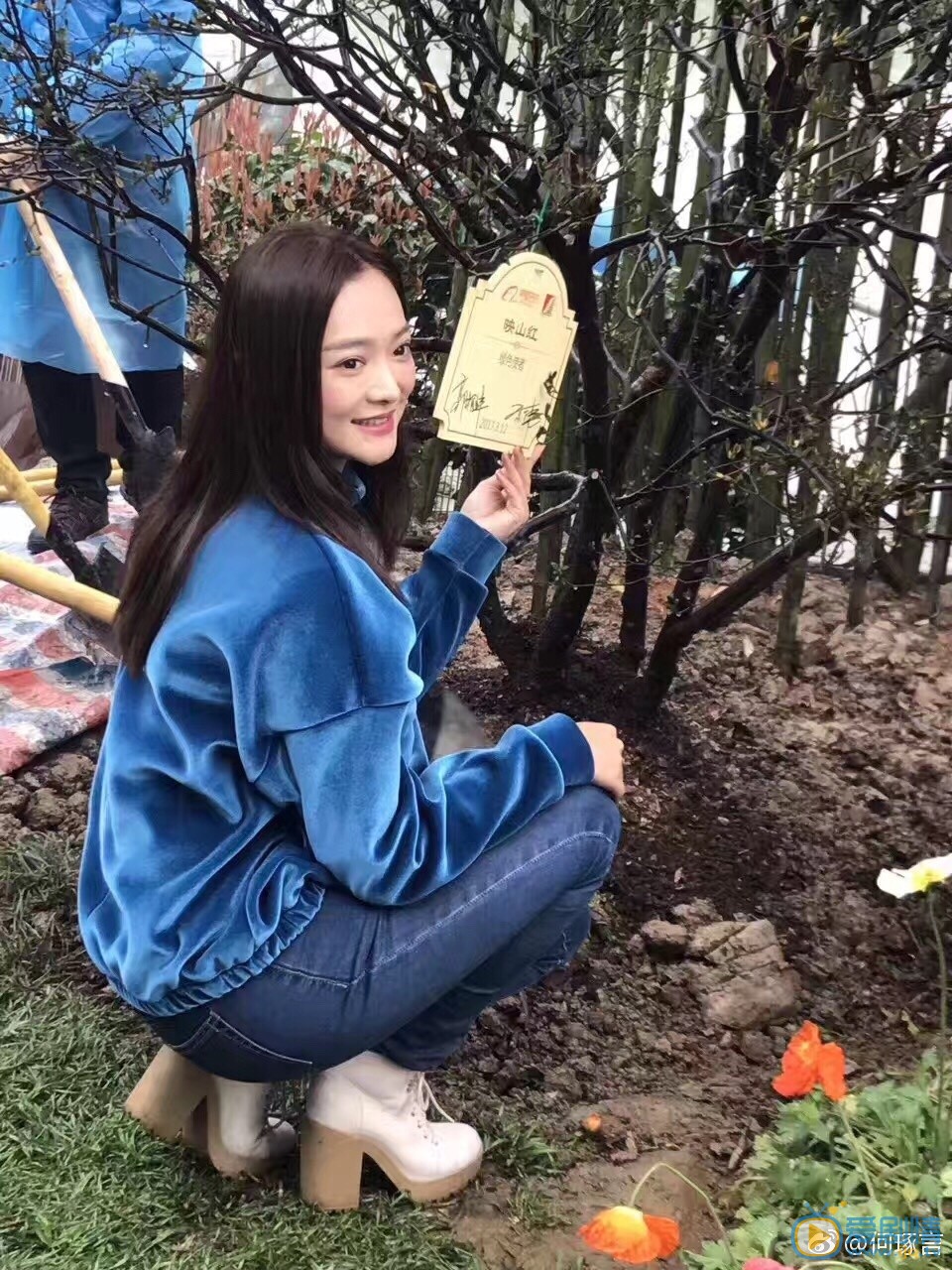 何琢言生活照 何琢言高清写真_何琢言高清剧照