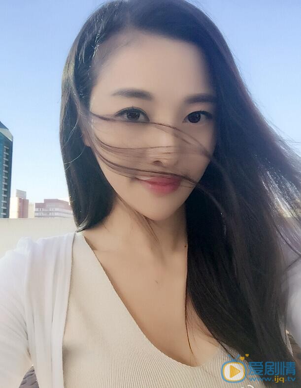郑清文素颜照 郑清文高清写真_郑清文高清剧照