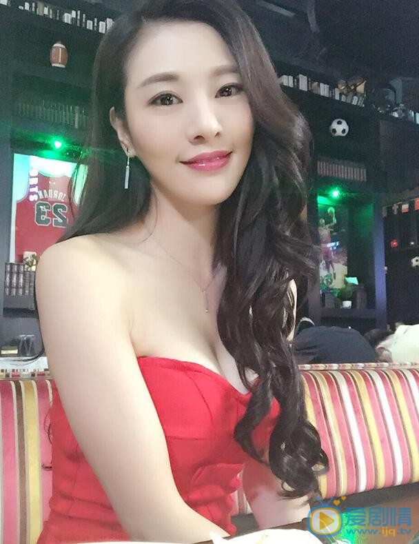 郑清文生活照 郑清文高清写真_郑清文高清剧照
