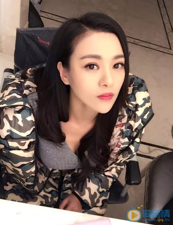  我们的爱李梦竹是谁演的？李梦竹扮演者郑清文个人资料及生活写真照欣赏