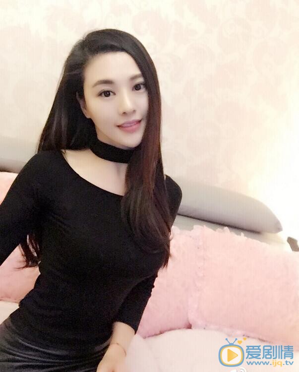  我们的爱李梦竹是谁演的？李梦竹扮演者郑清文个人资料及生活写真照欣赏