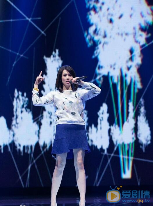陈昊宇《中国正在听》节目照 陈昊宇高清写真_陈昊宇高清剧照