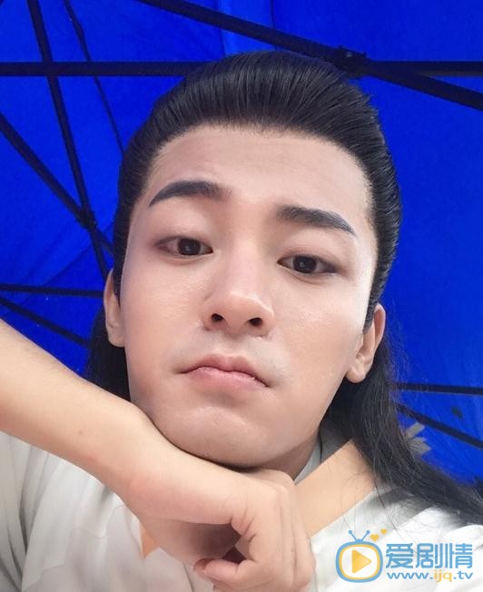 马梓铭片场照 马梓铭高清写真_马梓铭高清剧照