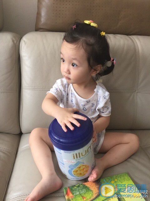 洪欣女儿张晞彤照片 洪欣高清写真_洪欣高清剧照