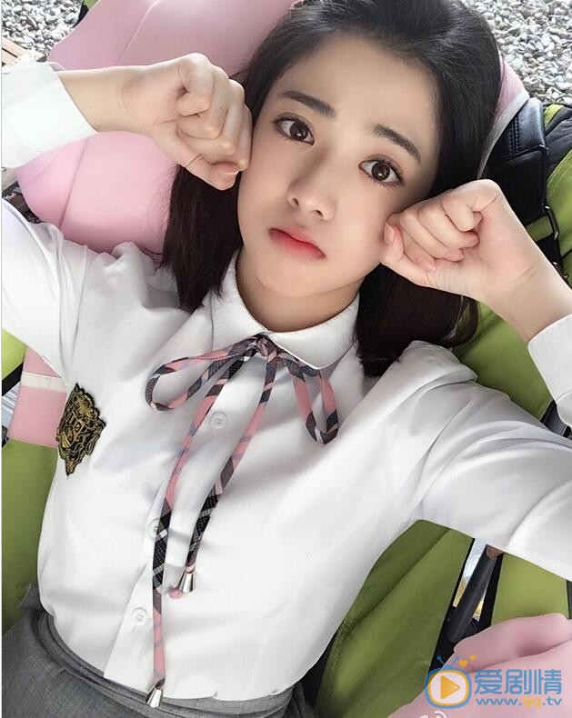 吴静怡卖萌照 吴静怡高清写真_吴静怡高清剧照