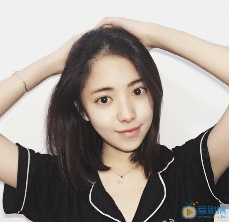 吴静怡卖萌照 吴静怡高清写真_吴静怡高清剧照