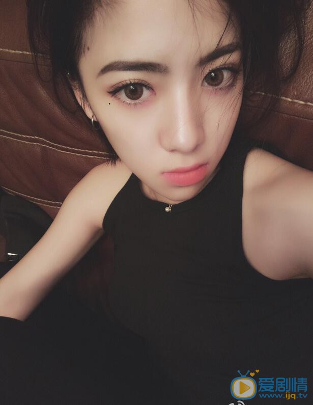吴静怡卖萌照 吴静怡高清写真_吴静怡高清剧照