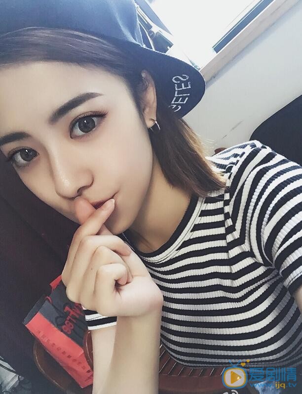 吴静怡卖萌照 吴静怡高清写真_吴静怡高清剧照