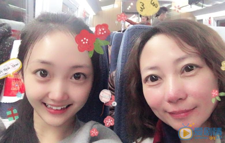 马菲家人合照 马菲高清写真_马菲高清剧照