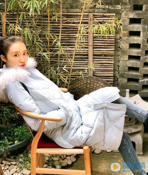 李牵生活照 李牵高清写真_李牵高清剧照