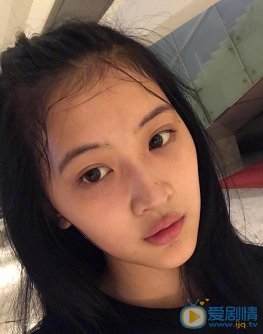 王若溪生活照 王若溪高清写真_王若溪高清剧照