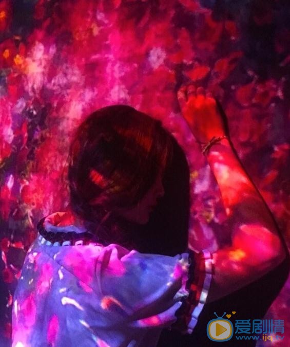 王若溪花影写真 王若溪高清写真_王若溪高清剧照
