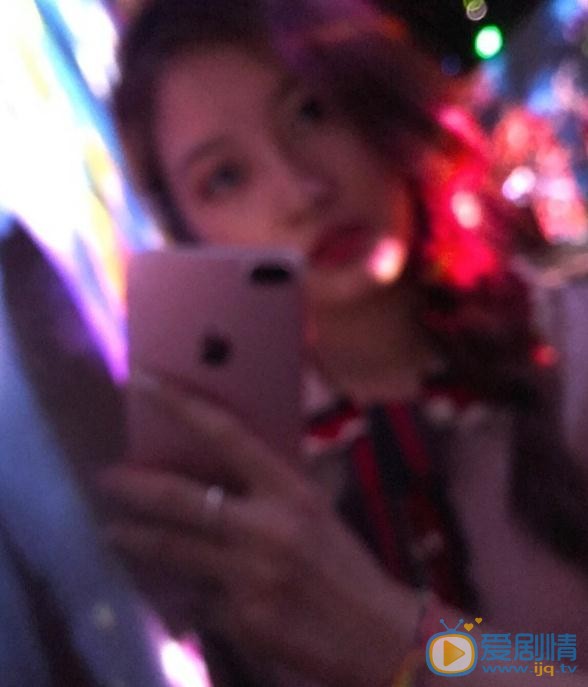 王若溪花影写真 王若溪高清写真_王若溪高清剧照