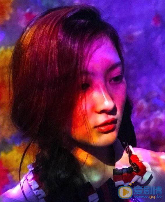 王若溪花影写真 王若溪高清写真_王若溪高清剧照
