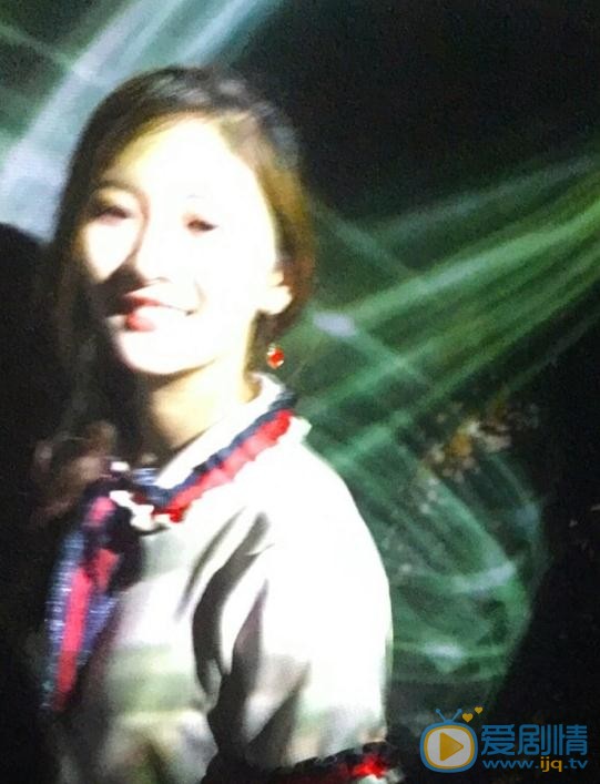 王若溪花影写真 王若溪高清写真_王若溪高清剧照
