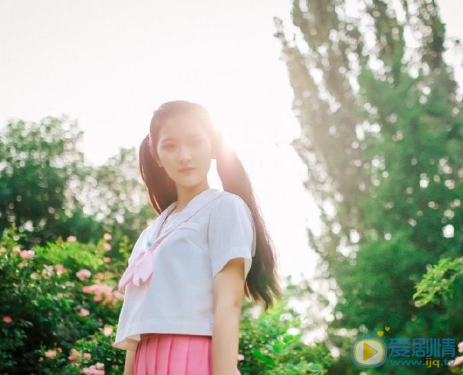 王若溪游乐场写真 王若溪高清写真_王若溪高清剧照