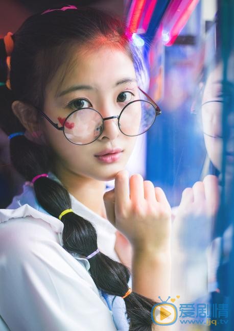 王若溪游乐场写真 王若溪高清写真_王若溪高清剧照