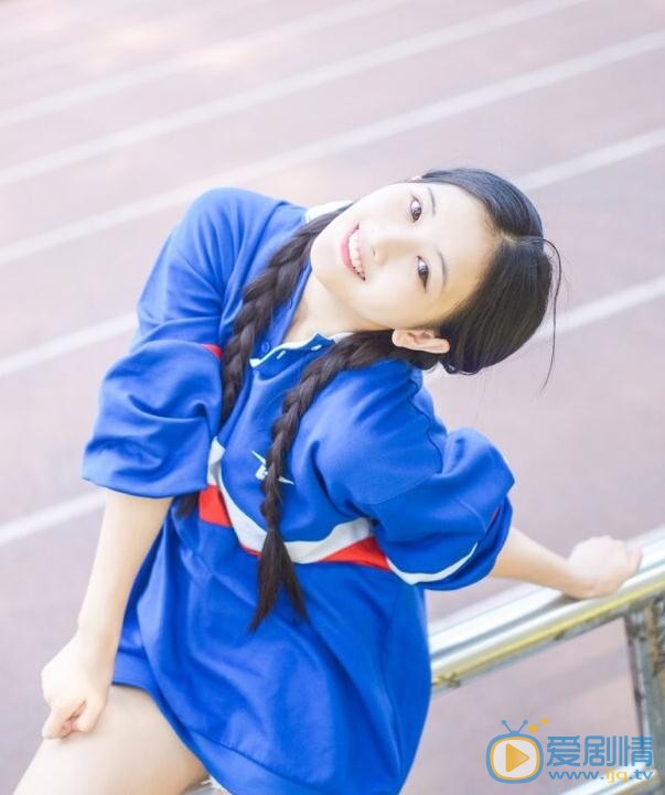 王若溪蓝色写真 王若溪高清写真_王若溪高清剧照