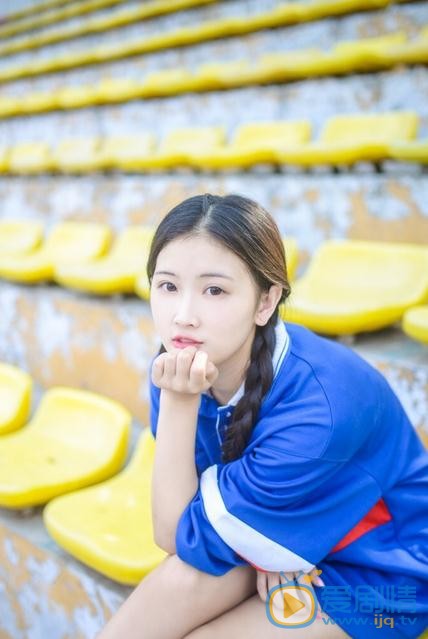 王若溪蓝色写真 王若溪高清写真_王若溪高清剧照