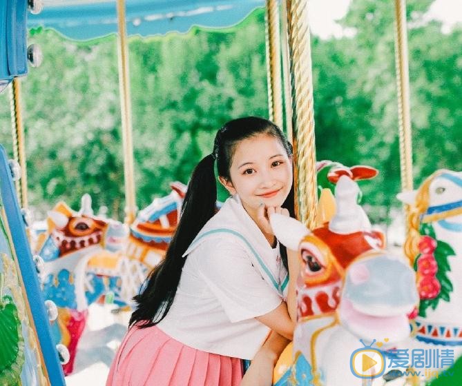 王若溪游乐场写真 王若溪高清写真_王若溪高清剧照