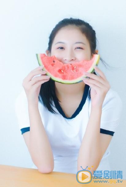 王若溪夏日写真 王若溪高清写真_王若溪高清剧照
